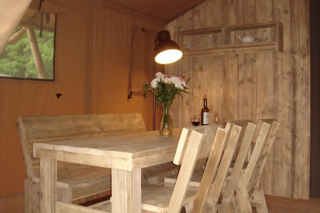 Camping De La Bonnette Caylus Ngoại thất bức ảnh